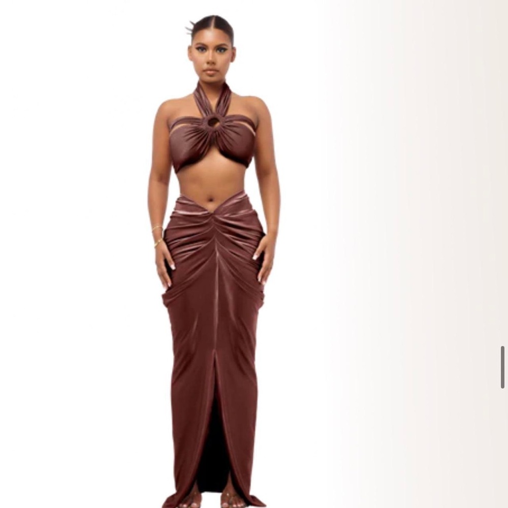 Coucoo Laucala crop and skirt